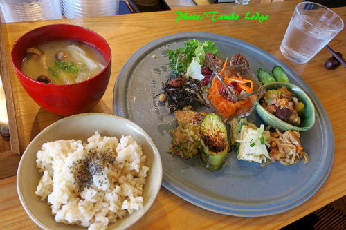 自然食レストラン「Matsu 松」