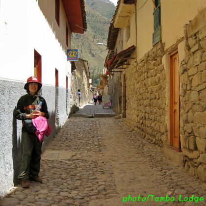 石畳が美しい宿場町の「Ollantaytambo」散策