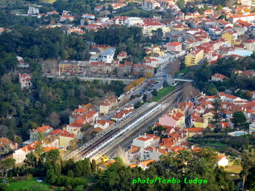 Lisboa郊外の小さな町「Sintra」へ