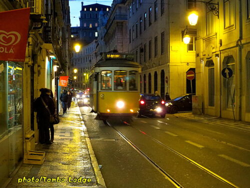 路面電車が走る町、Lisboaにて
