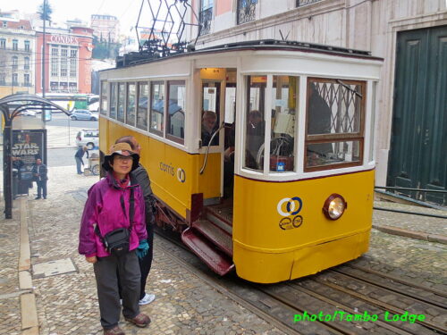 Lisboaのケーブルカーに乗る（２）グロリア線