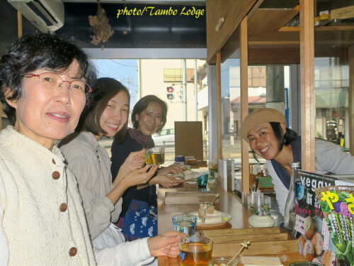 久しぶりに自然食レストラン「Matsu 松」でランチ