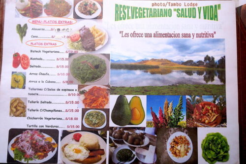 Huarazのベジ・レストラン「Saldo y vida」