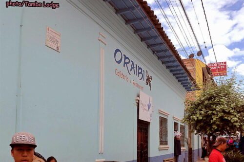 Otavaloのベジ・レストラン「Oraibi」でランチ