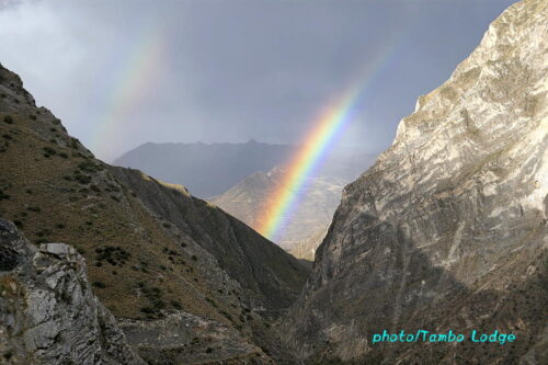 Pachapupum火山温泉からの帰り道に綺麗な虹が
