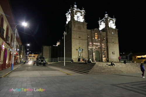 Tacnaからチチカカ湖畔の町Punoへ６６０㎞の移動