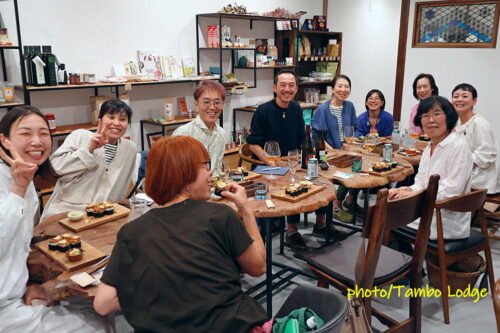 持ち回りの食の研修会３０回目は初参加の鹿沼の自然食レストラン「Matsu 松」