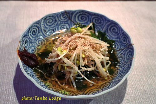 ３回目の秋田大湯温泉、ヴィーガン料理の宿「yuzaka」（１泊目）