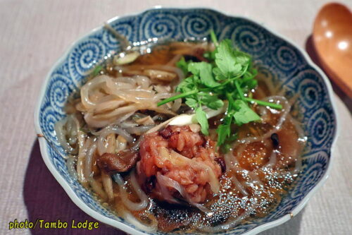 ３回目の秋田大湯温泉、ヴィーガン料理の宿「yuzaka」（２泊目）