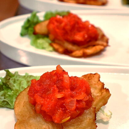 久しぶりにコロンビア料理のPatacones（パタコーネス）を作る