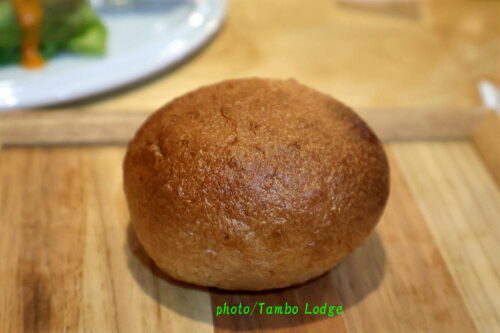 冬季休業明けのヴィーガンレストラン「クオーレ・デルソル」でランチをいただく