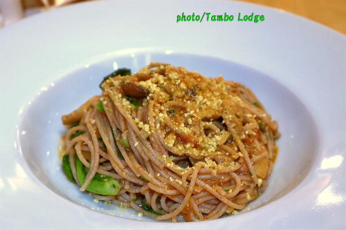 冬季休業明けのヴィーガンレストラン「クオーレ・デルソル」でランチをいただく