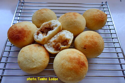 サイリウムハスクを使わない米粉の成型パンのあんぱんが完成