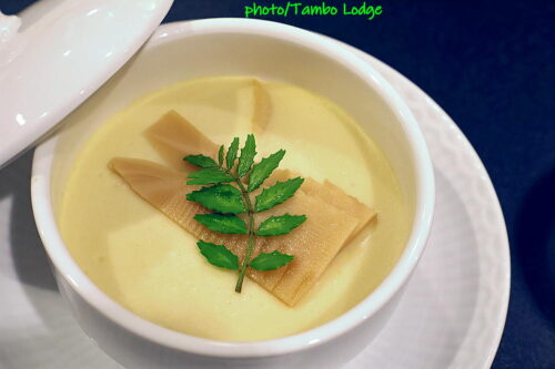 持ち回りの食の研修会３２回目は「HAPPY TABLE 」