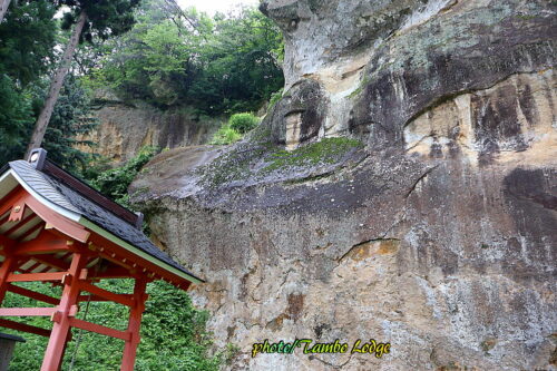 世界遺産の中尊寺と達谷窟毘沙門堂